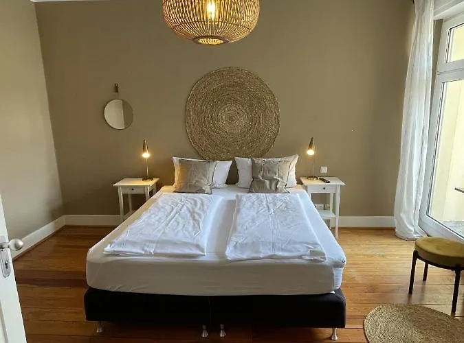 מלון Auerstein-hotels Auerstein & Auerstein-mono 3*