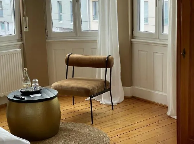 Auerstein-hotels Auerstein & Auerstein-mono