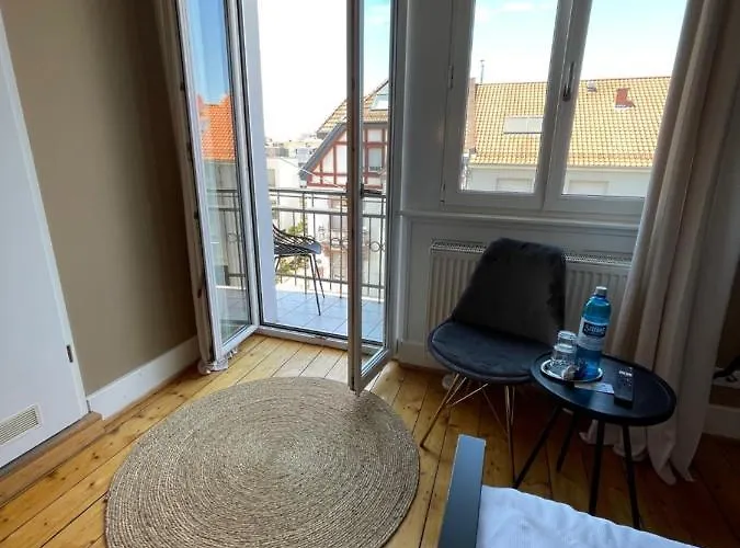 Auerstein-hotels Auerstein & Auerstein-mono